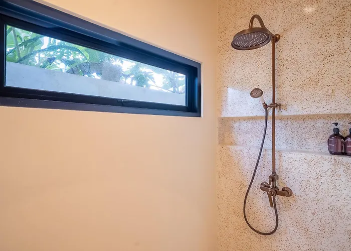 Luma Tropical 2 Bedrooms And Private Pool Villa Uluwatu